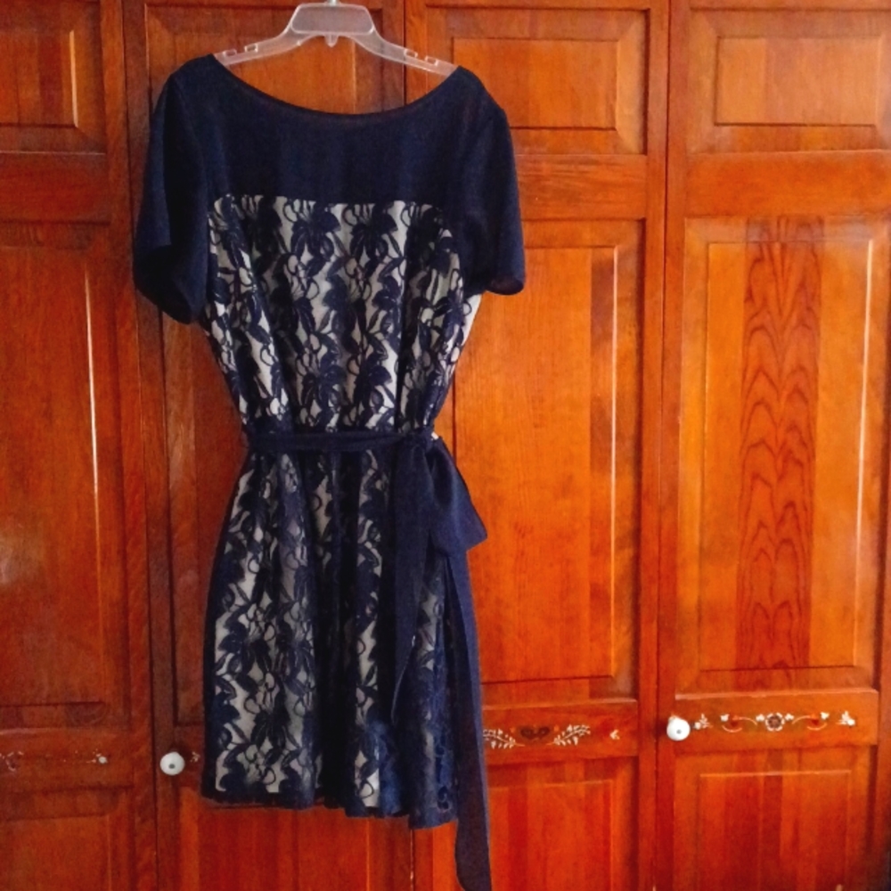 Lace dress